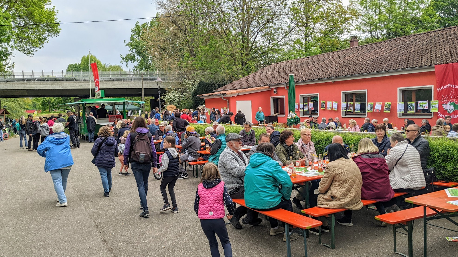 Familienfest am Albhäusle in Knielingen (1. Mai 2023)