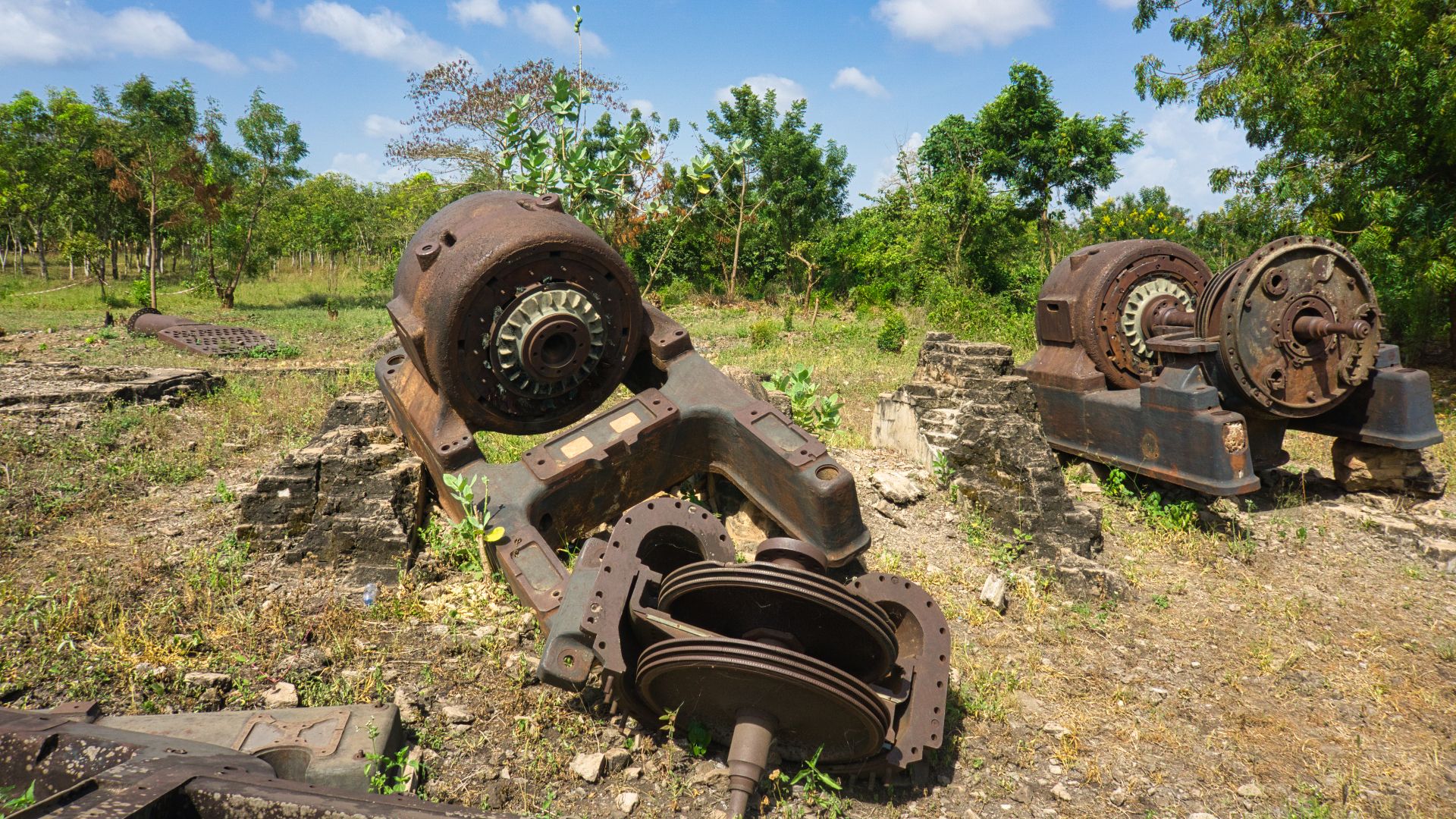 Trümmer der zentralen Funkstation der ehemaligen deutschen Kolonie in Togo